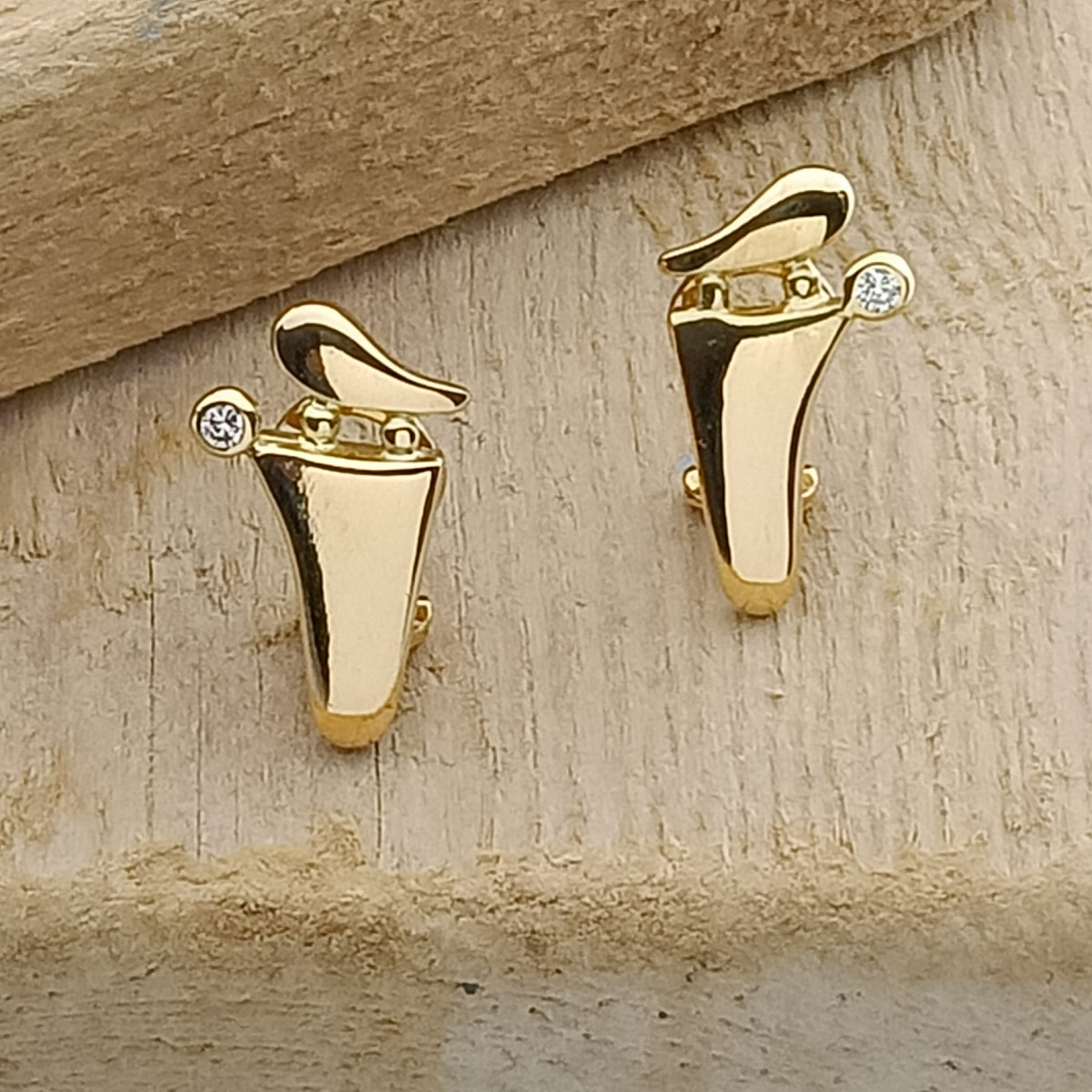 Pendientes de oro amarillo y diamantes