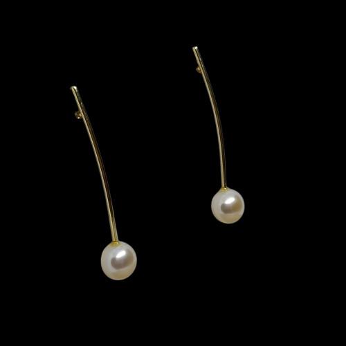 Pendientes de oro amarillo con perla