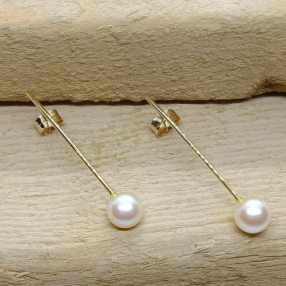 Pendientes de oro amarillo con perla
