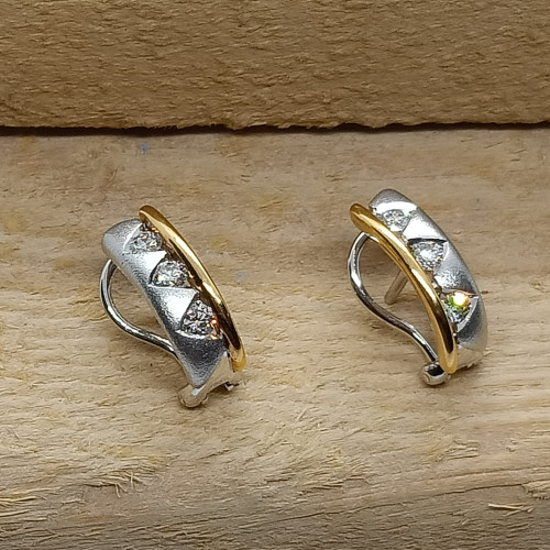Pendientes de oro amarillo y oro blanco con diamantes
