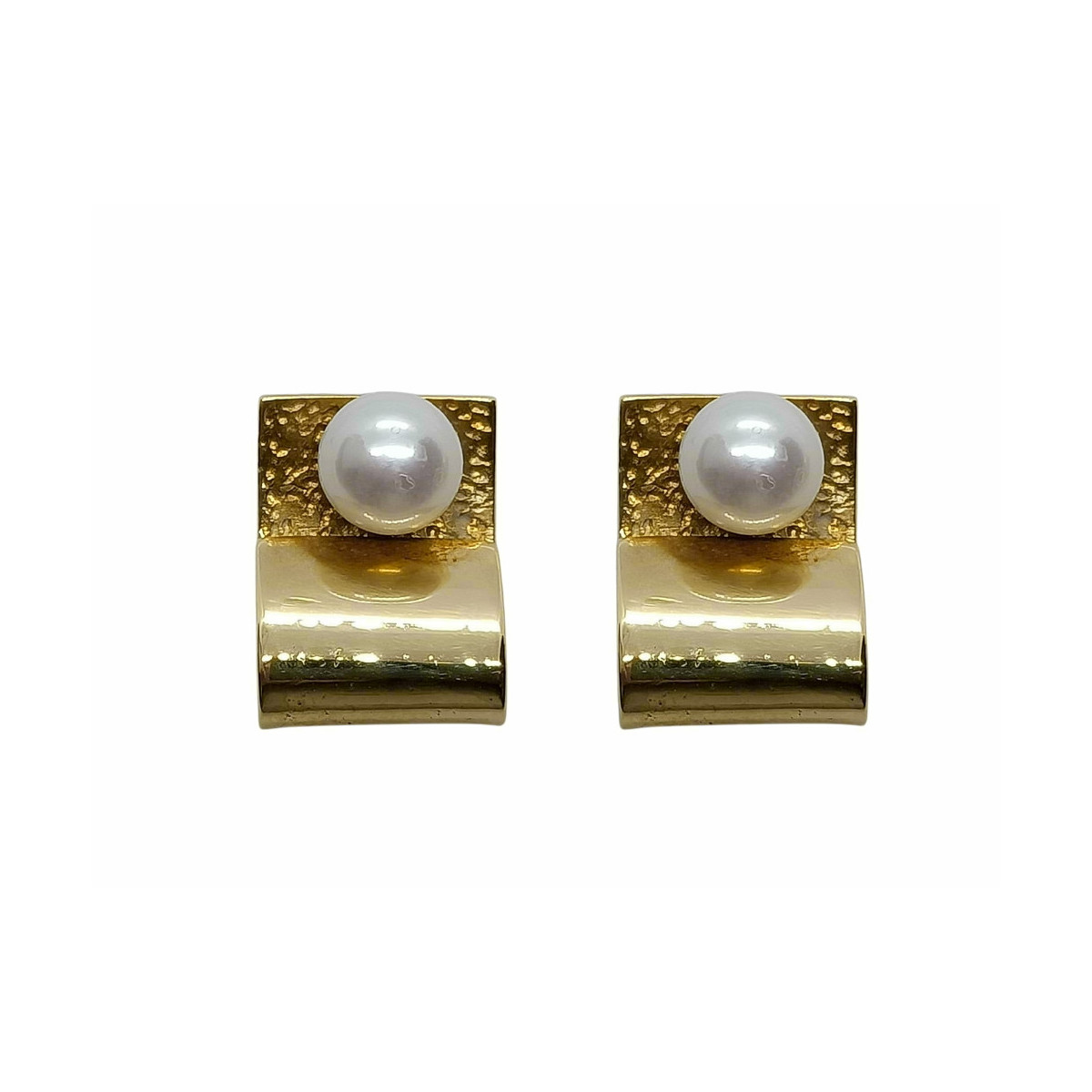 Pendientes de oro amarillo con perlas