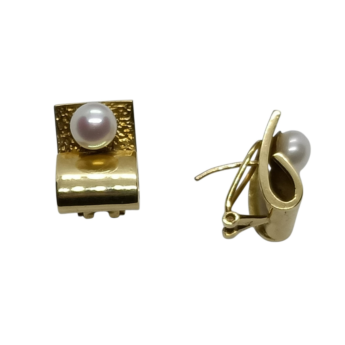 Pendientes de oro amarillo con perlas