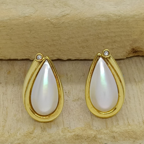 Pendientes tú y yo, oro amarillo con diamantes y perlas