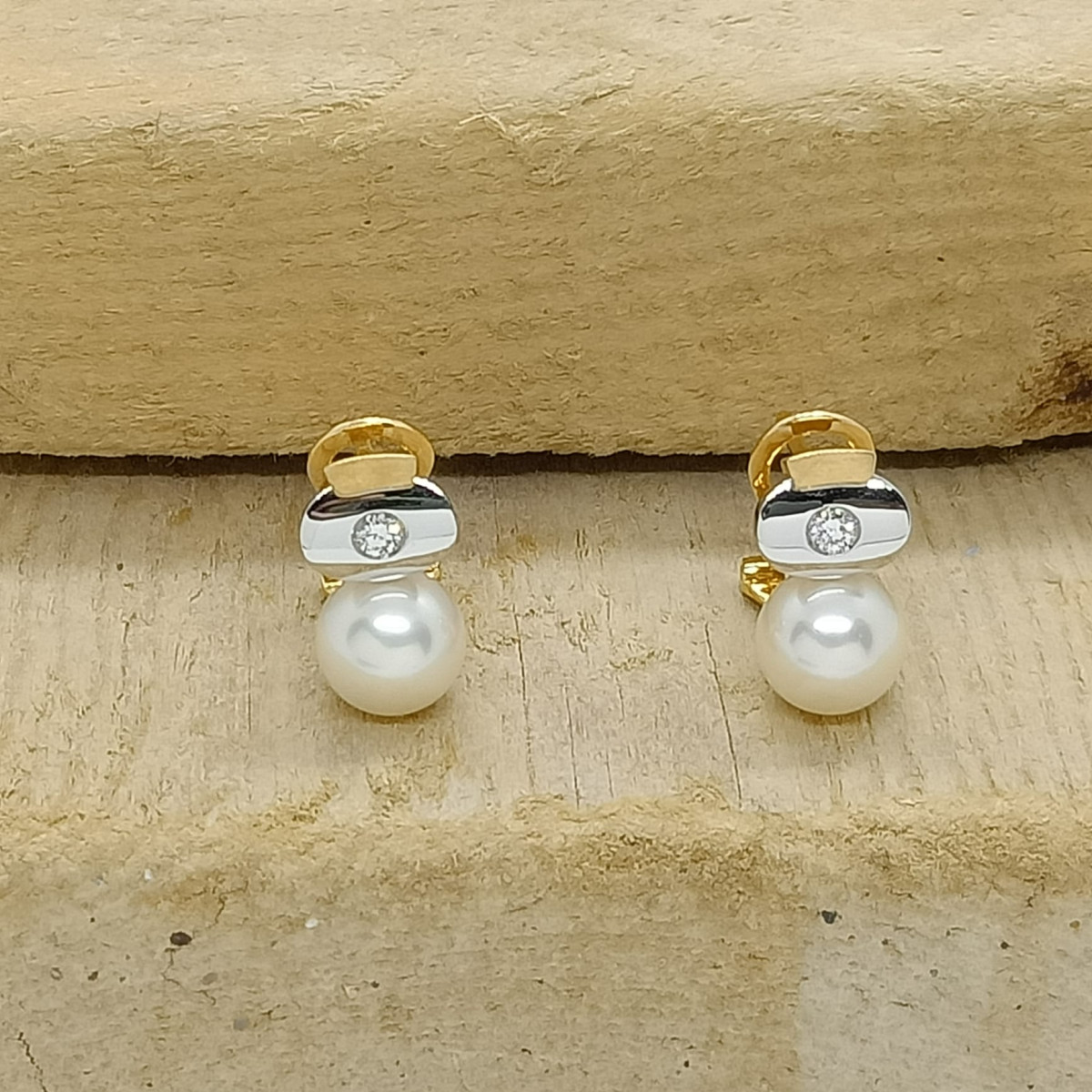 Pendientes tú y yo, oro blanco y oro amarillo con diamantes y perlas