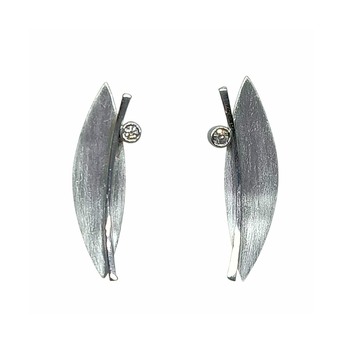 Pendientes de oro blanco y diamantes