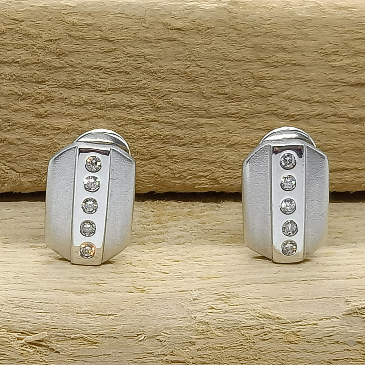 Pendientes de oro blanco y diamantes