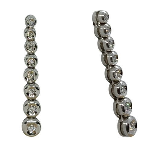 Pendientes largos de oro blanco y diamantes