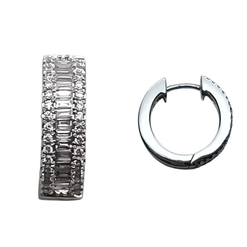 Pendientes de oro blanco y diamantes con forma de aros