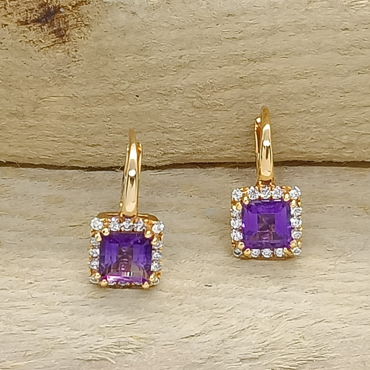 Pendientes de oro rosa con diamantes y amatistas