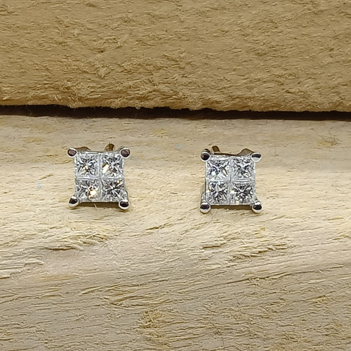 Pendientes de oro blanco y diamantes talla princesa
