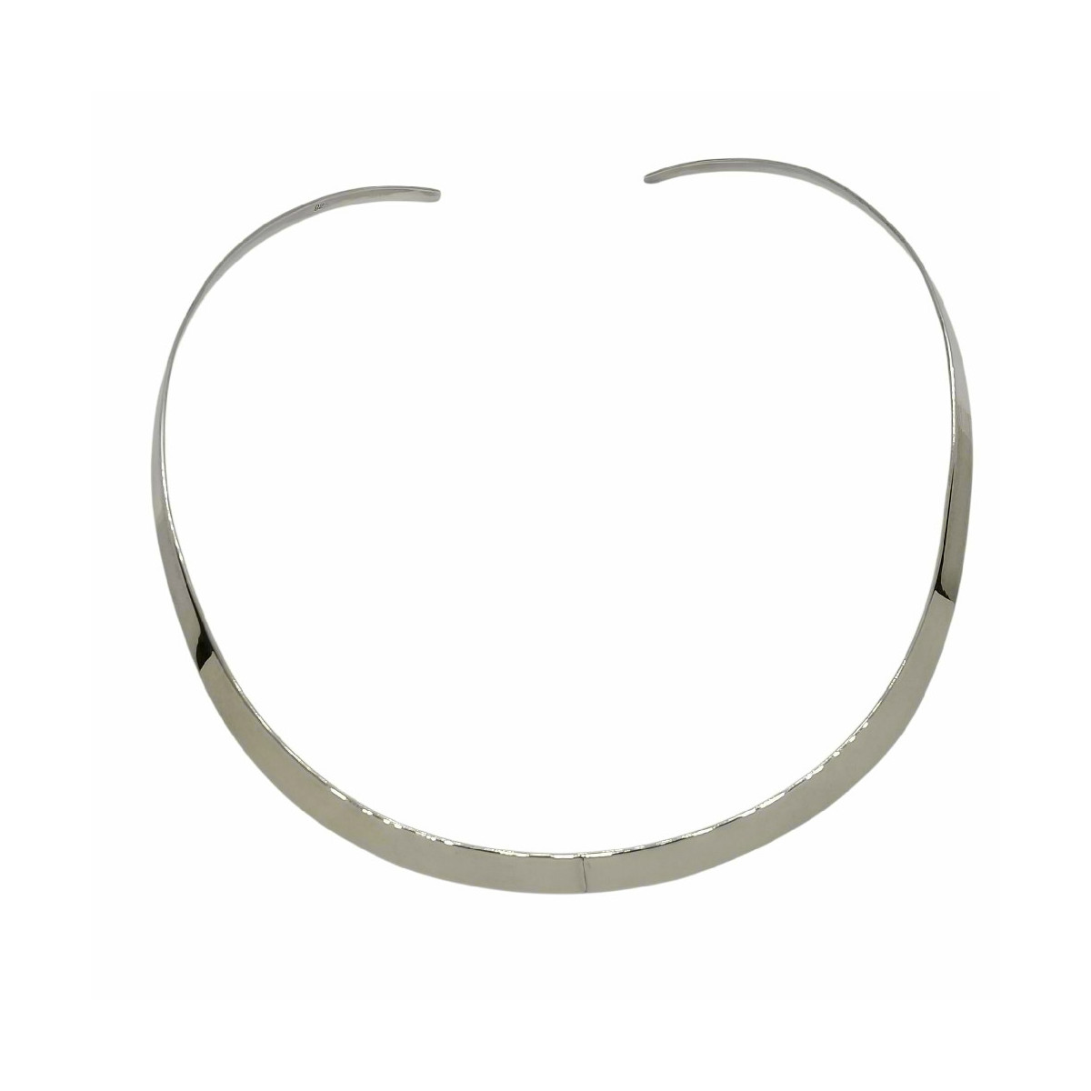 Gargantilla rigida de plata