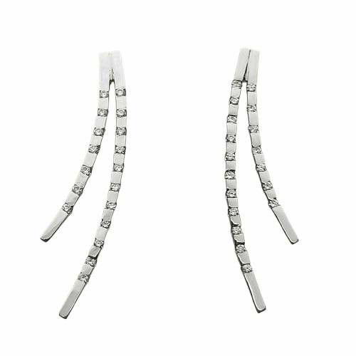Pendientes largos de oro blanco con diamantes