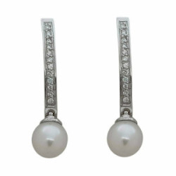 Pendientes largos de oro blanco con perla  y diamantes