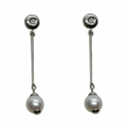 Pendientes largos de oro blanco con perla  y diamantes