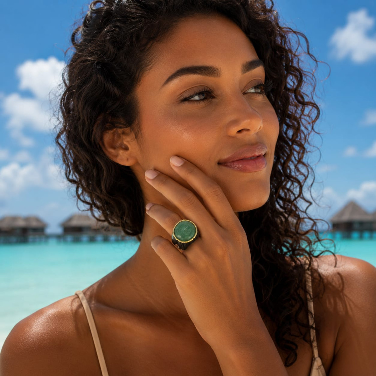 Anillo de plata y oro con amazonita