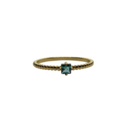 Anillo de plata con baño chapado y circonita