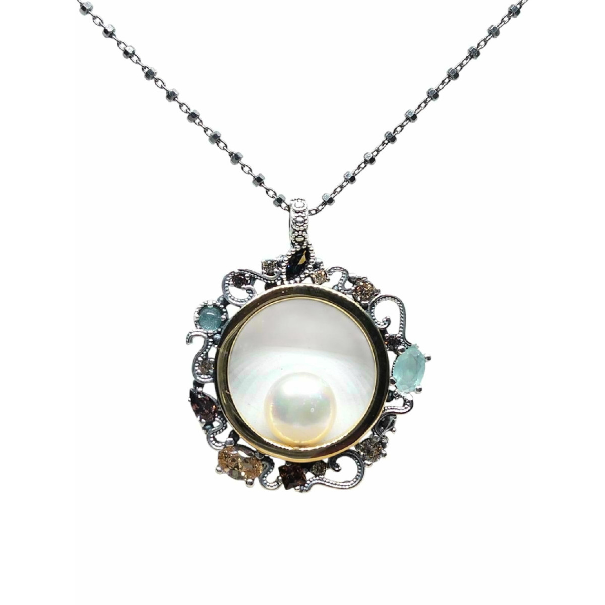 Collar de plata con circonitas y nácar