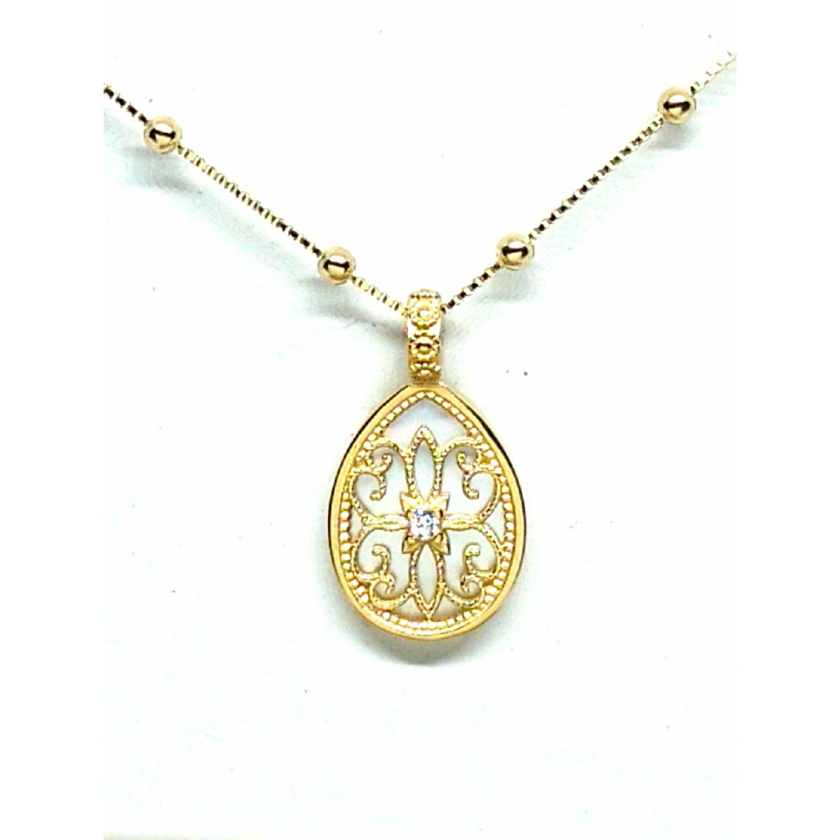 Collar de plata chapada con circonitas y nácar