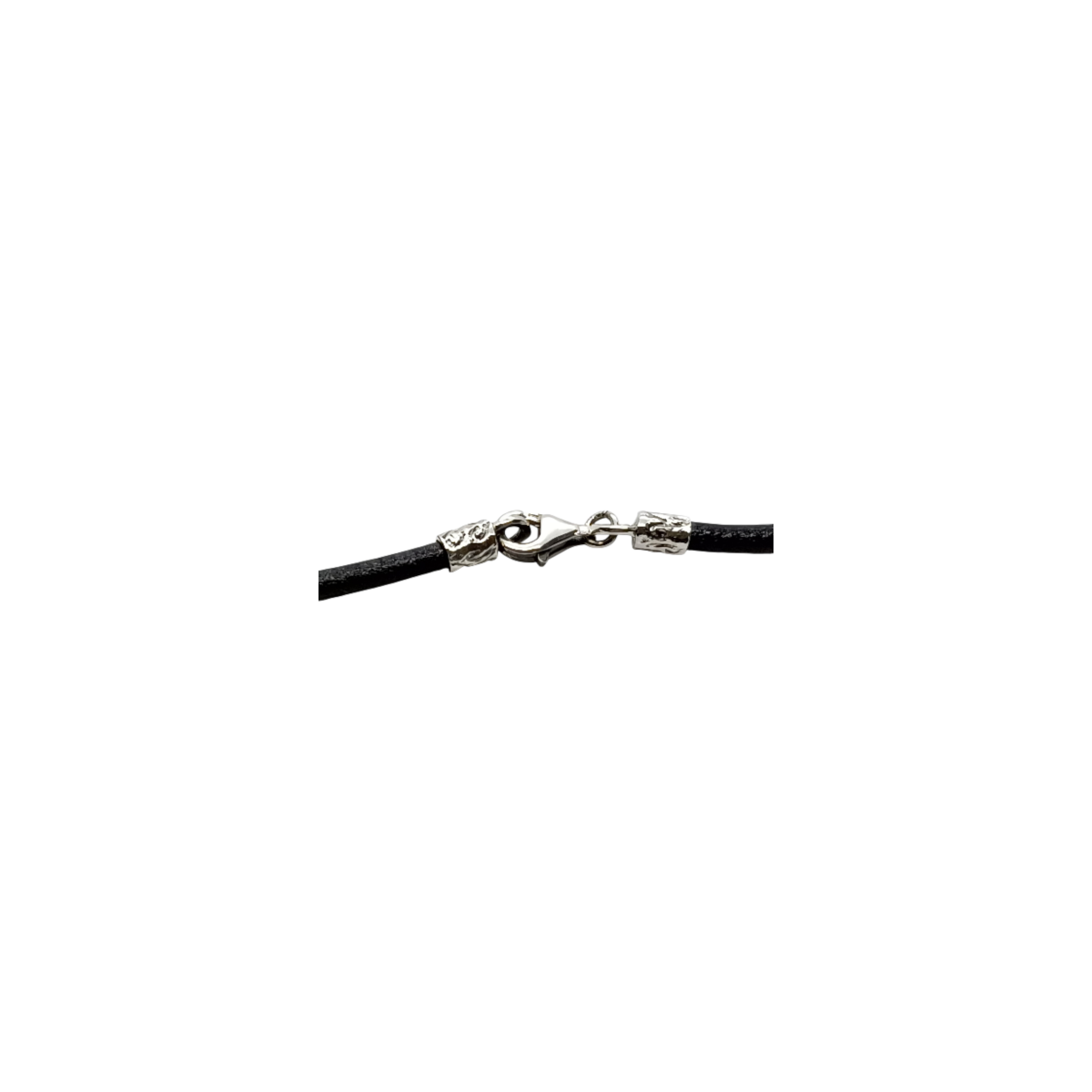 Collar de plata con circonitas y cuero negro