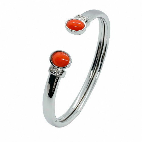 BRAZALETE RÍGIDO DE ORO BLANCO CON DIAMANTES Y CORAL