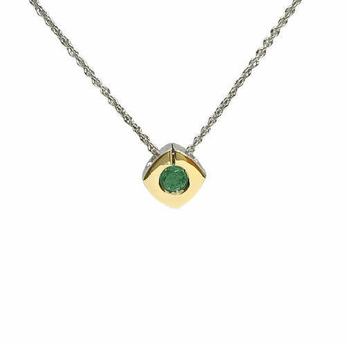 Colgante de plata y oro con esmeralda