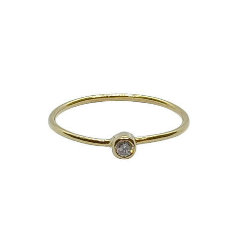 anillo de oro amarillo con diamante