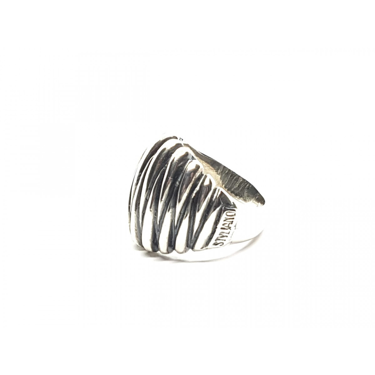 Anillo de plata