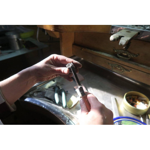 Anillo de plata y oro con Amonite