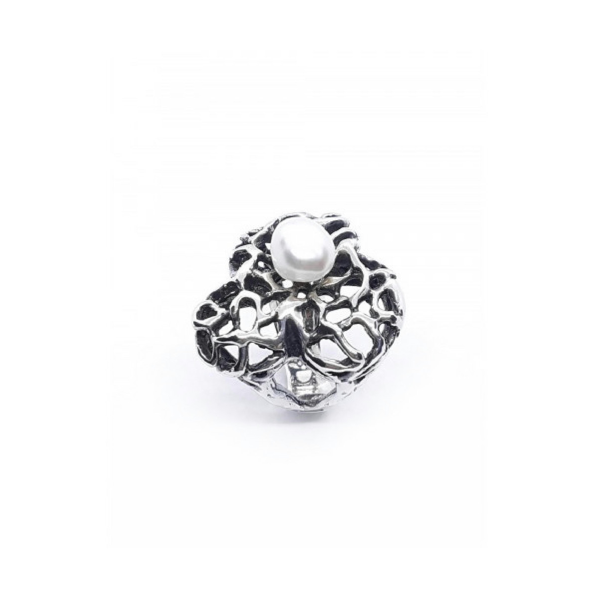 Anillo de plata con perla