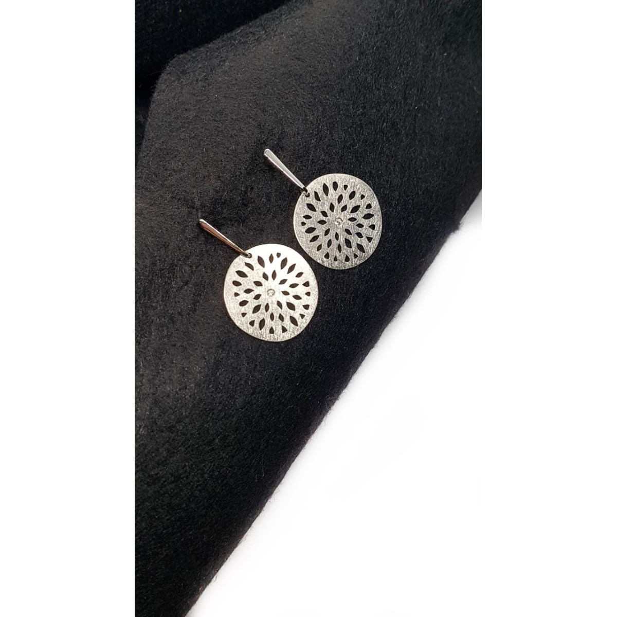 Pendientes de oro blanco y diamantes
