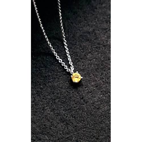 Gargantilla de oro blanco con topacio amarillo