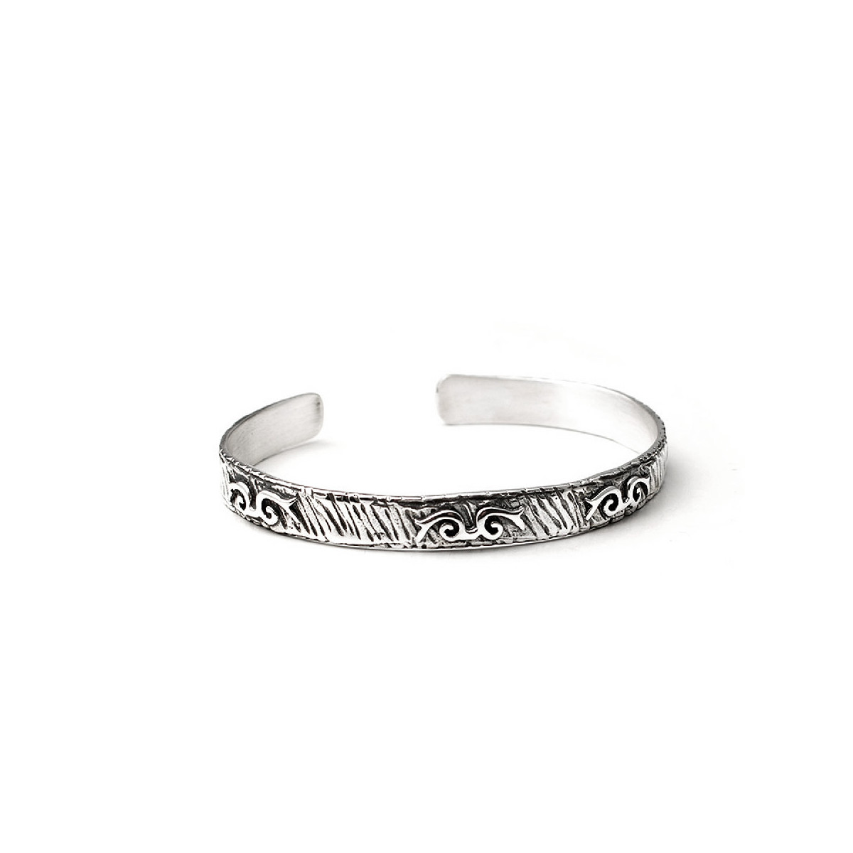Brazalete rígido de plata