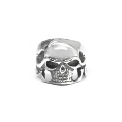 Anillo de plata con calavera