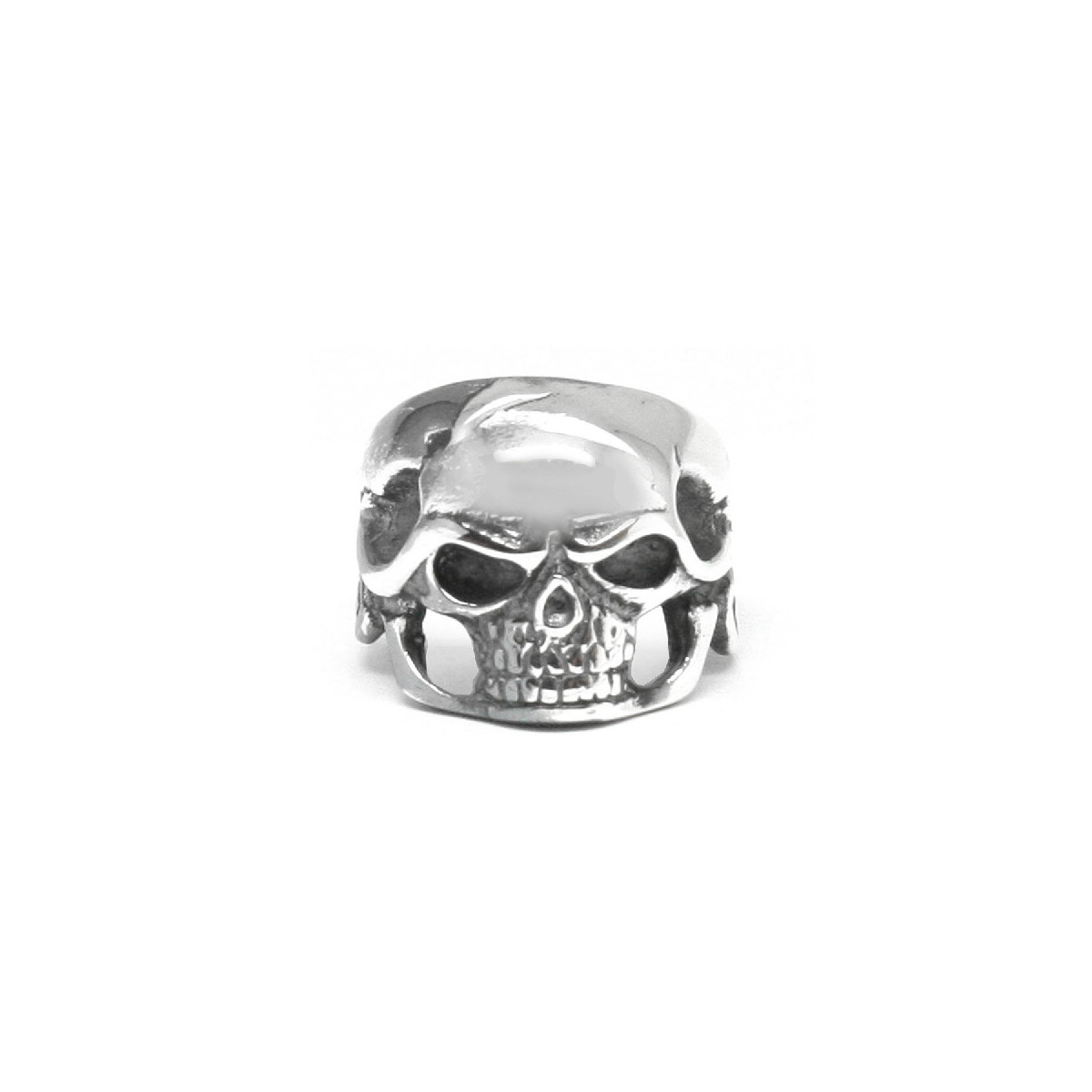 Anillo de plata con calavera