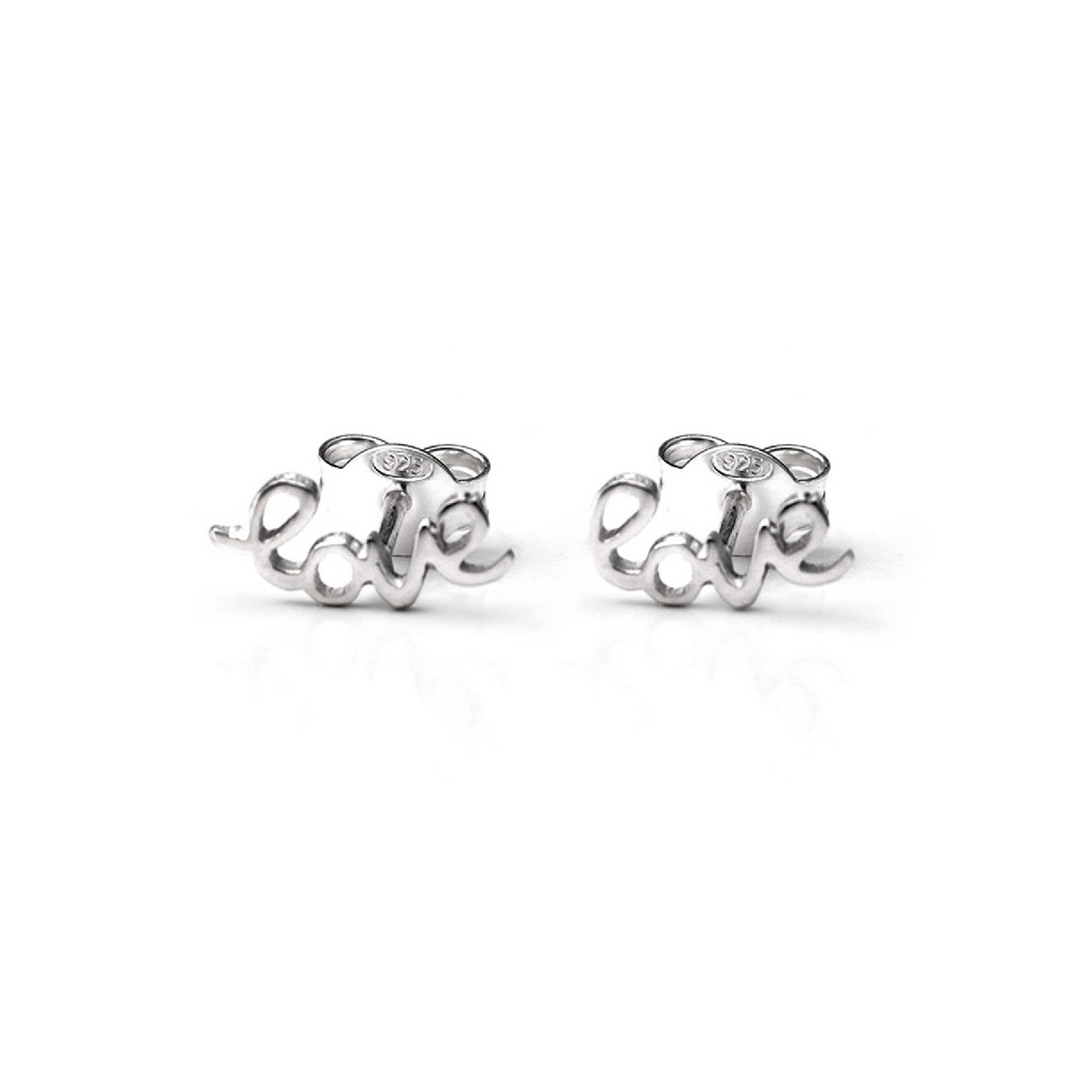 Pendientes de plata con la palabra LOVE
