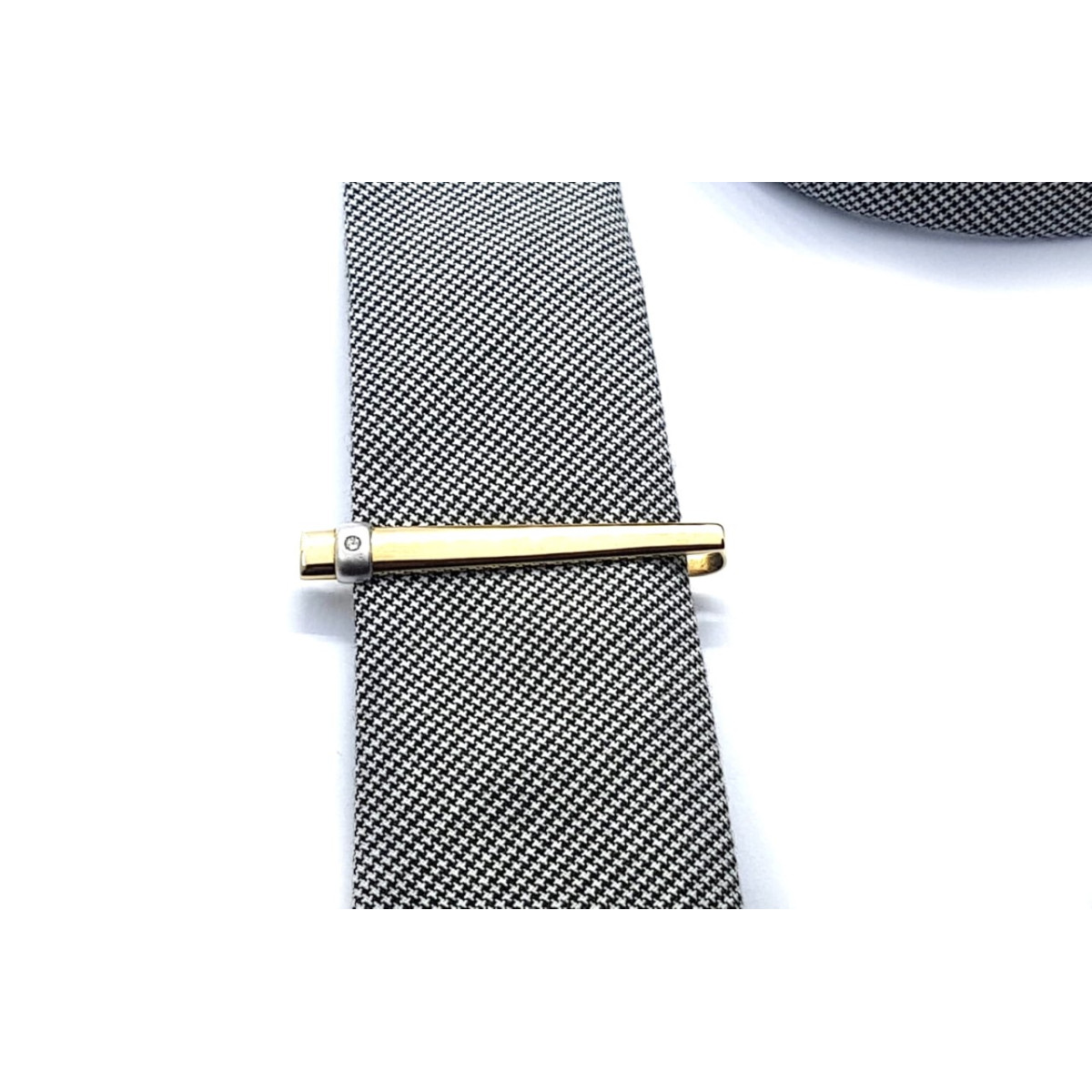 PASADOR DE CORBATA
