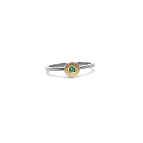 Anillo de plata y oro  con esmeralda