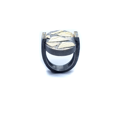 Anillo de plata y oro con diamantes
