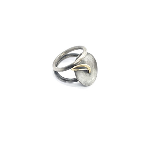 Anillo de plata y oro amarillo