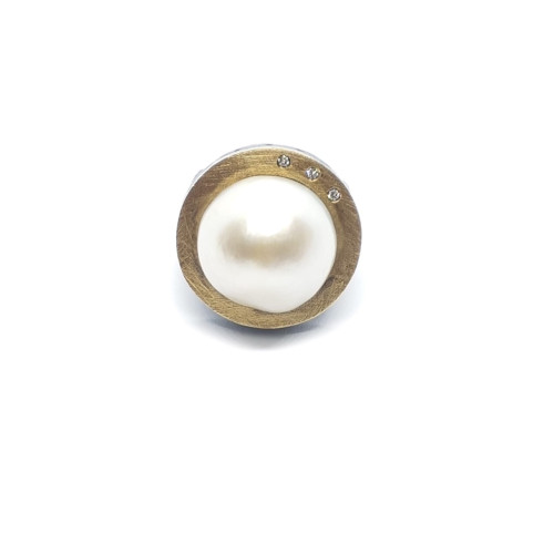 Anillo de plata y oro con perla natural cultivada Australiana y diamantes