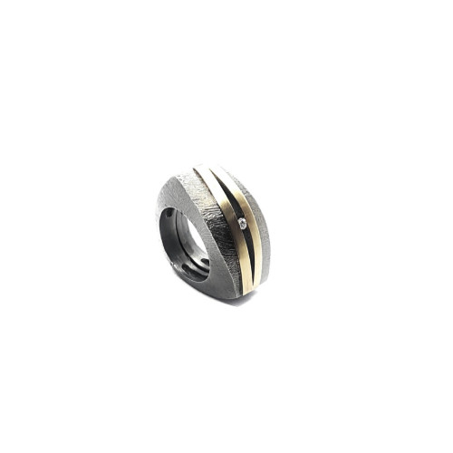 Anillo de plata y oro con diamante