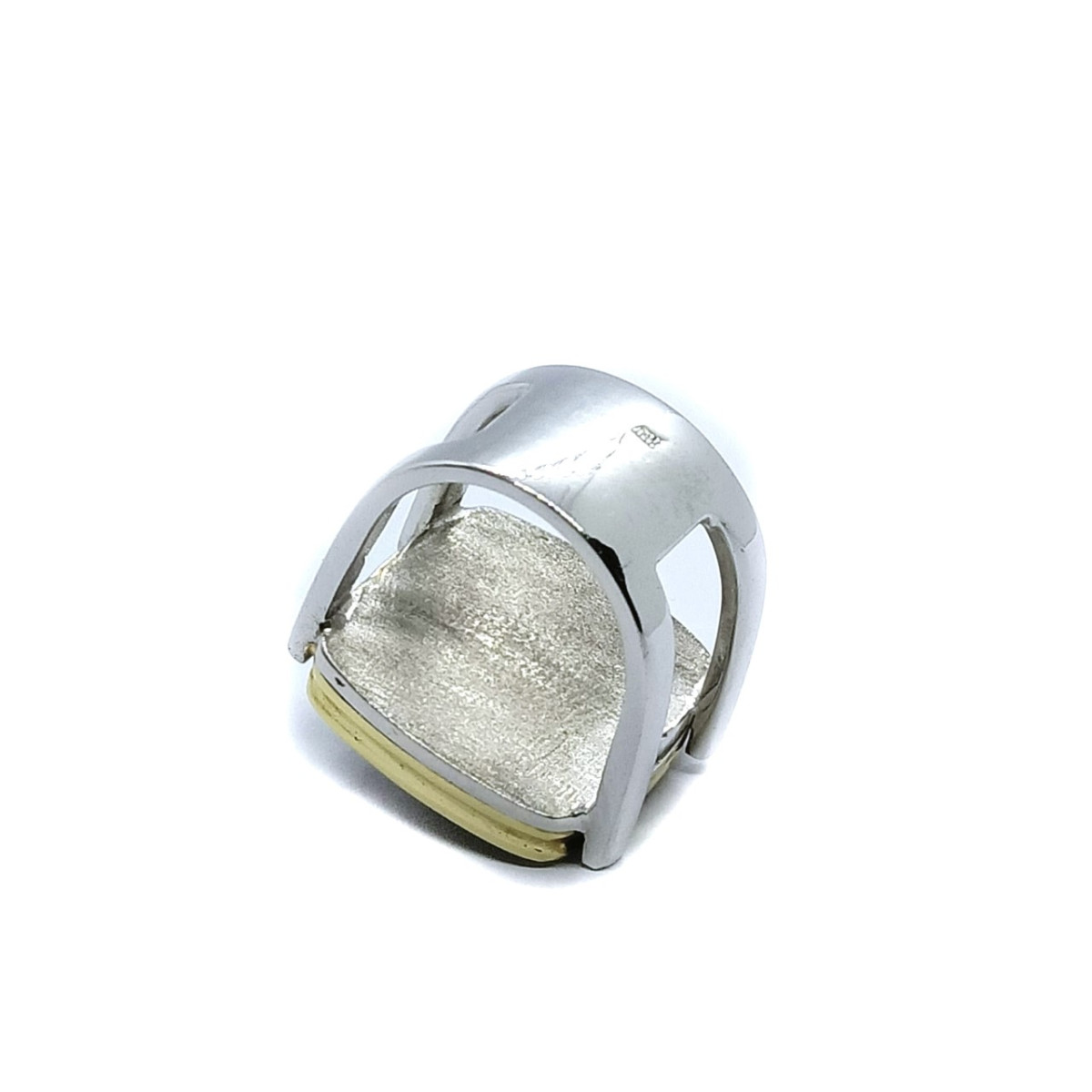 Anillo de plata y oro con cuarzo fumé