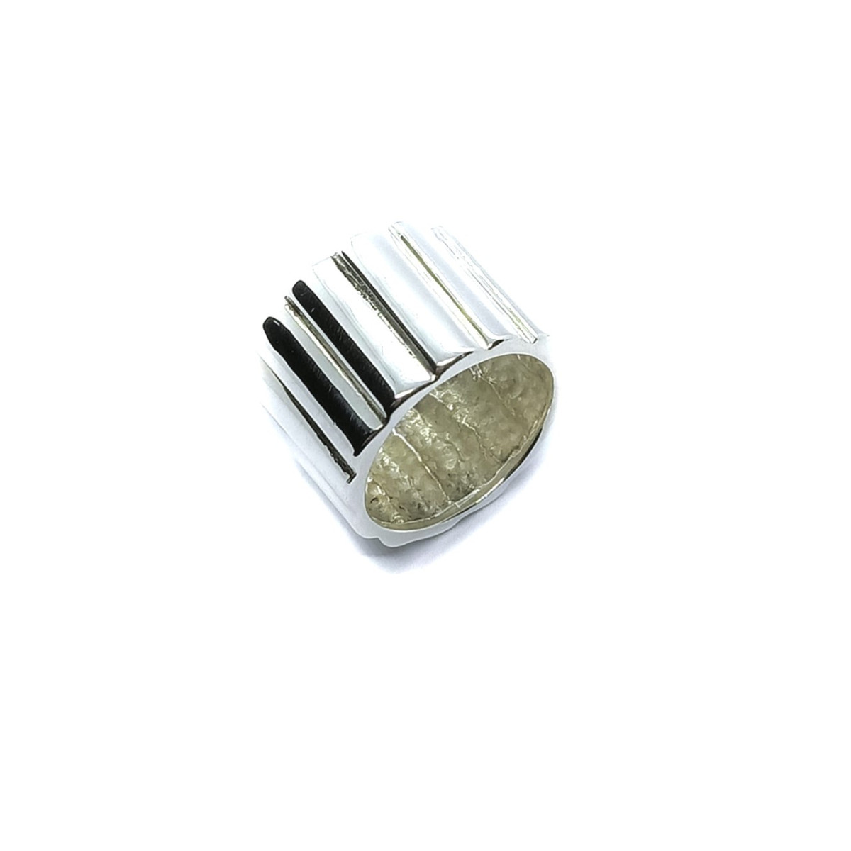 Anillo de plata