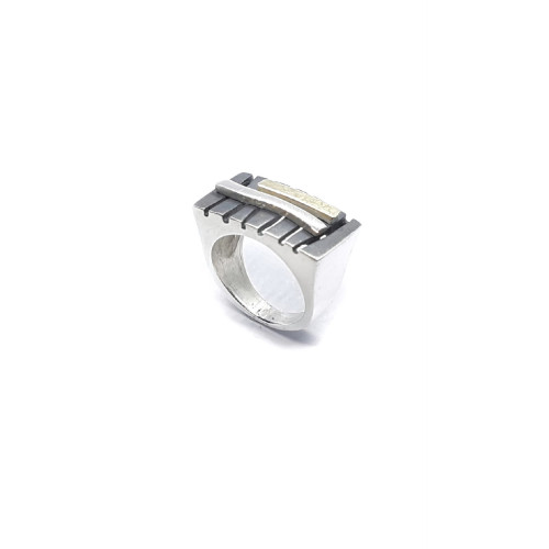 Anillo de plata y oro