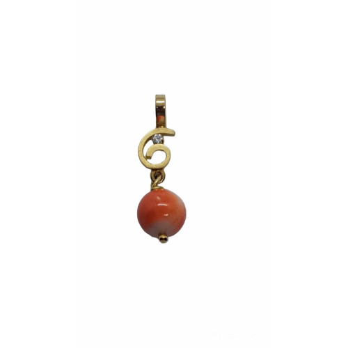 COLGANTE DE ORO AMARILLO CON CORAL Y DIAMANTE