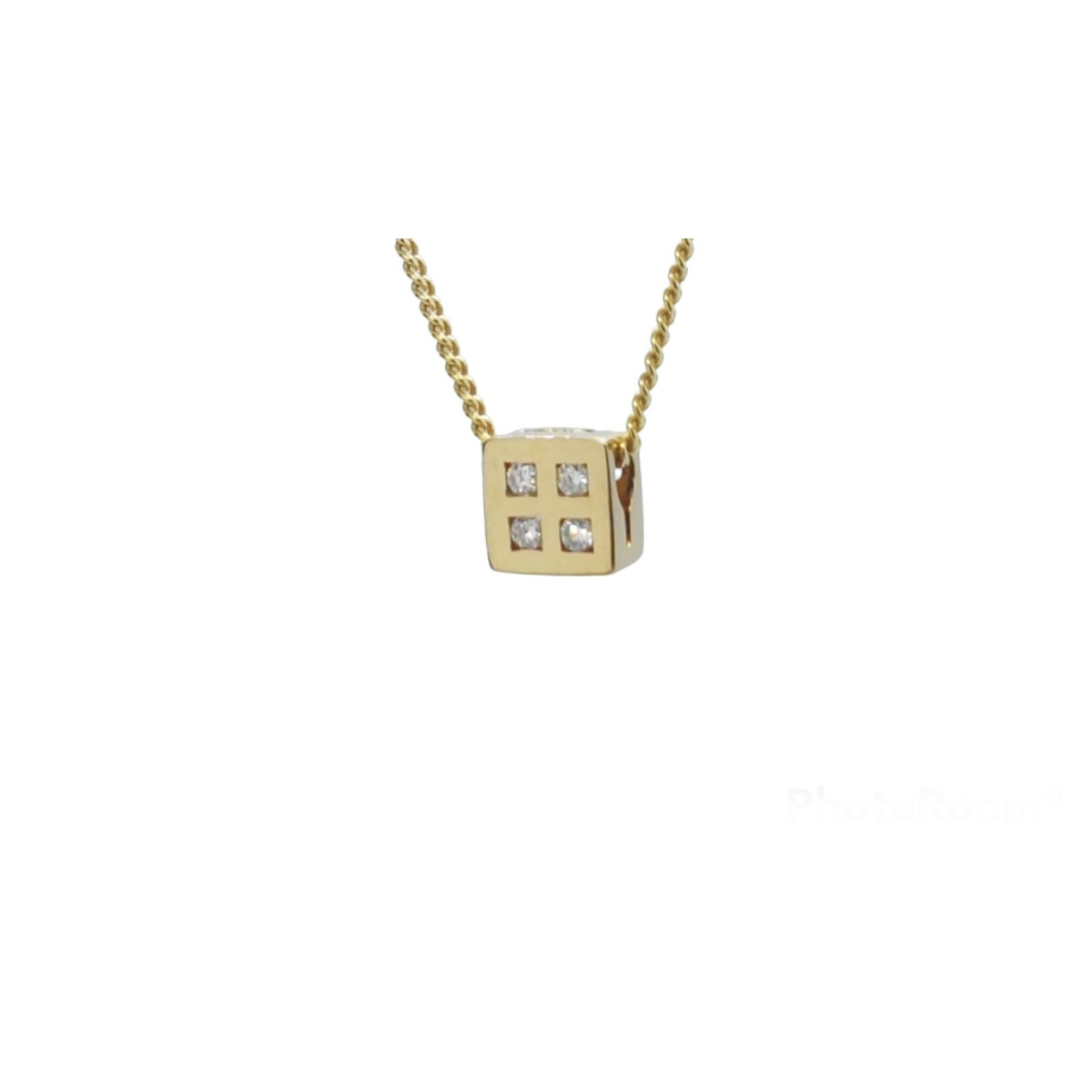 COLGANTE DE ORO AMARILLO CON DIAMANTES