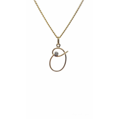Colgante de oro amarillo con diamante - letra O