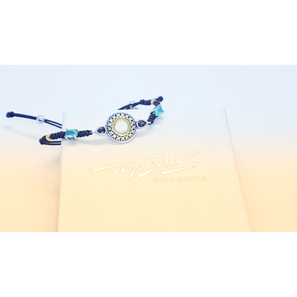 Pulsera de plata con macramé y circonitas