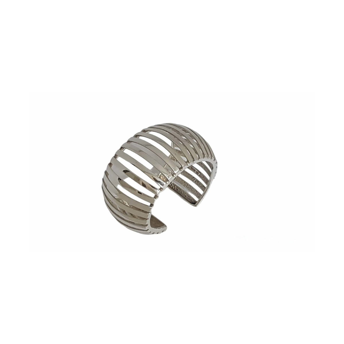 Brazalete rígido de plata
