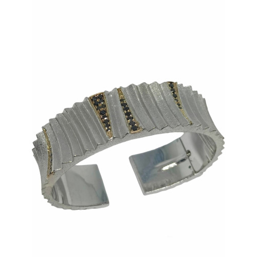 BRAZALETE RÍGIDO DE ORO AMARILLO CON DIAMANTES NEGROS Y PLATA